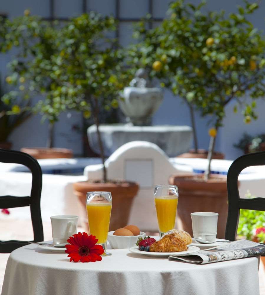 Spanish Garden Inn Santa Barbara Restaurant photo